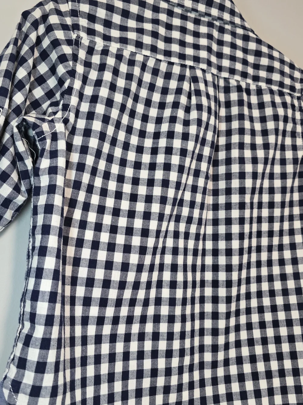 GAP button down